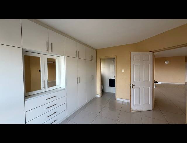 3 BEDROOM APARTMENT FOR SALE IN MORNINGSIDE